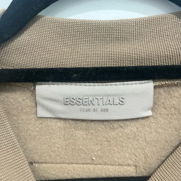 NWT Essentials Beige Crewneck - Picture 3 of 6